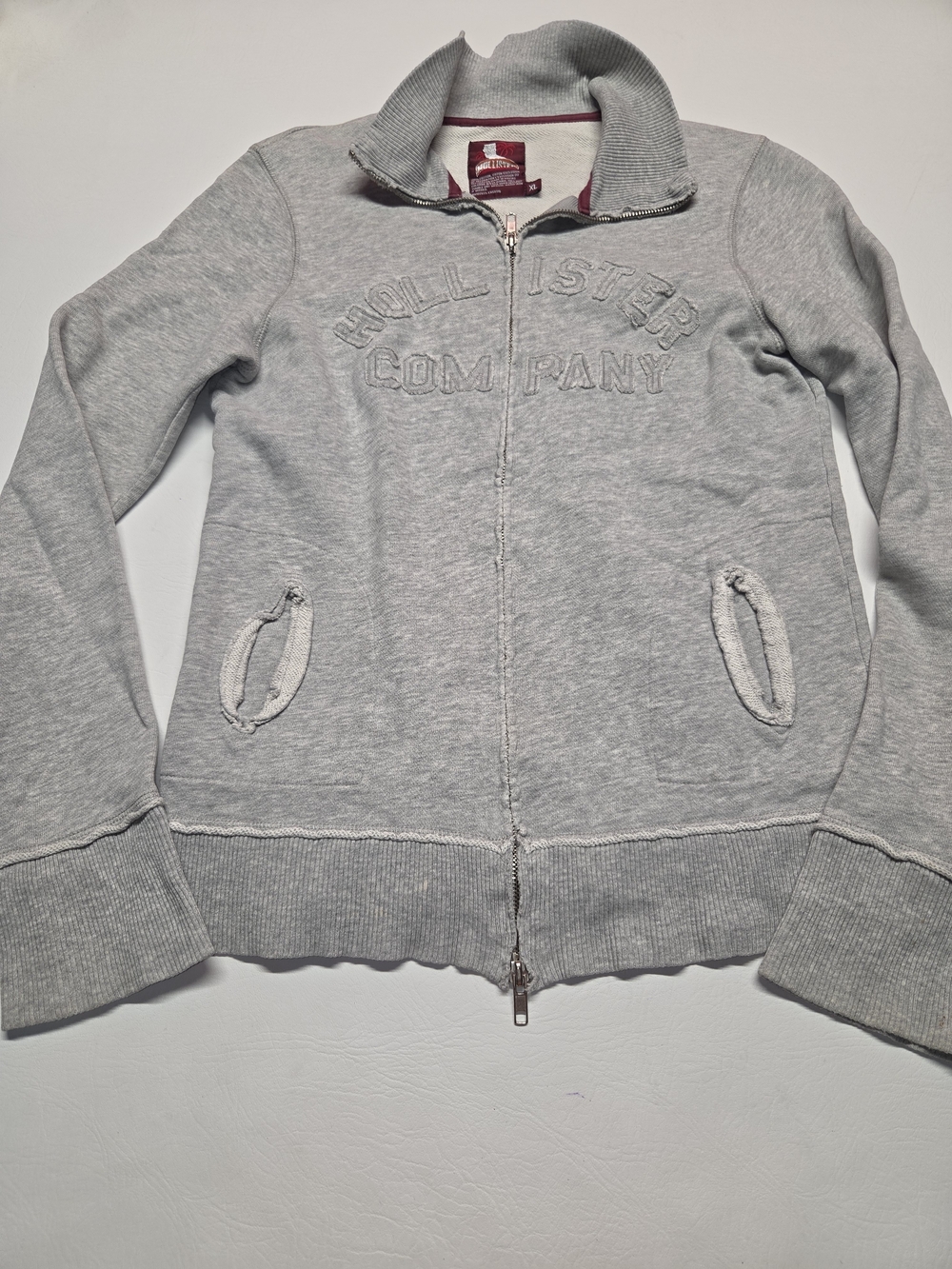 Hollister Women's Light Gray Zip-Up Jacket Y2k
